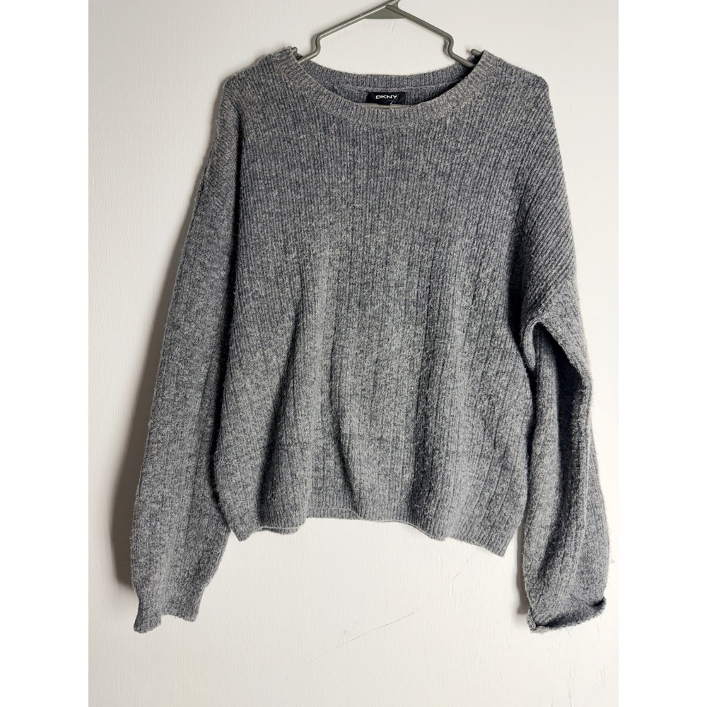 DKNY Grey Ribbed Knit Crewneck Sweater Womens Medium Pullover Relaxed Fit Cozy